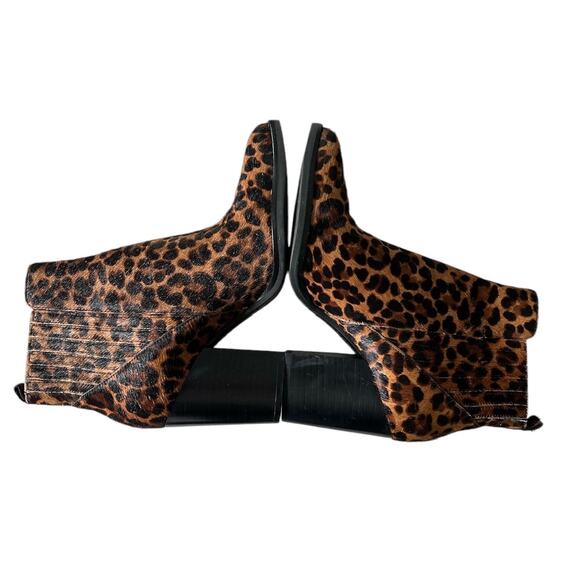 Marc Fisher Women’s Size 7.5M Animal Print‎ Cow Fur Alva Booties - Picture 5 of 8